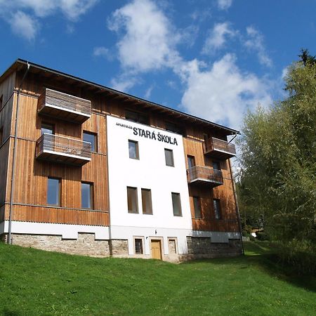 Apartmán Stará škola Vysoké nad Jizerou Exterior foto